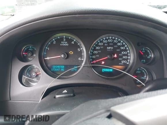 ✅ 2010 GMC Sierra 1500 • VIN: 1GTSCWE01AZ202838 • Lot: 41516702. Wystawiony na IAAI z przebiegiem 173 647 mil. Bezpłatny archiwum sprzedaży aukcyjnych z USA i szczegółowy raport historii pojazdu na DreamBid. Zdjęcie 7.