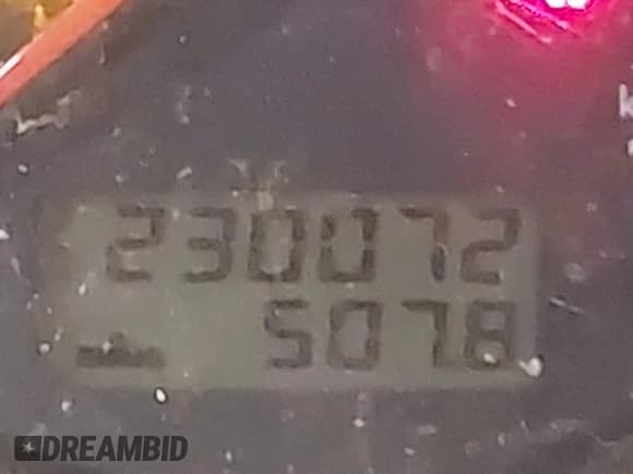 ✅ 2006 Volkswagen Golf GLS • VIN: 9BWGR61J664004365 • Lot: 41581401. Listed on IAAI with 230,072 mi. Free auction sales archive from the USA and detailed vehicle history report at DreamBid. Image 15.