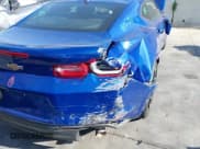 ✅ 2020 Chevrolet Camaro 1LT • VIN: 1G1FB1RS1L0108333 • Lot: 42293943. Listed on IAAI with 29,946 mi. Free auction sales archive from the USA and detailed vehicle history report at DreamBid. Image 17.