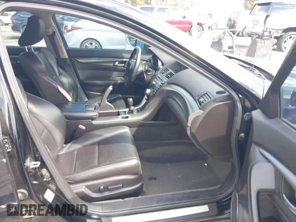 ✅ 2012 Acura TL Technology • VIN: 19UUA9E59CA010002 • Lot: 43364728. Listed on IAAI with 146,518 mi. Free auction sales archive from the USA and detailed vehicle history report at DreamBid. Image 5.