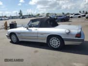 ✅ 1986 Alfa Romeo Spider Veloce • VIN: ZARBA5419G1040612 • Lot: 67094615. Listed on Copart with 84,485 mi. Free auction sales archive from the USA and detailed vehicle history report at DreamBid. Image 2.