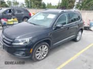 ✅ 2013 Volkswagen Tiguan S • VIN: WVGAV3AX3DW570348 • Lot: 42814756. Wystawiony na IAAI z przebiegiem 89 020 mil. Bezpłatny archiwum sprzedaży aukcyjnych z USA i szczegółowy raport historii pojazdu na DreamBid. Zdjęcie 2.