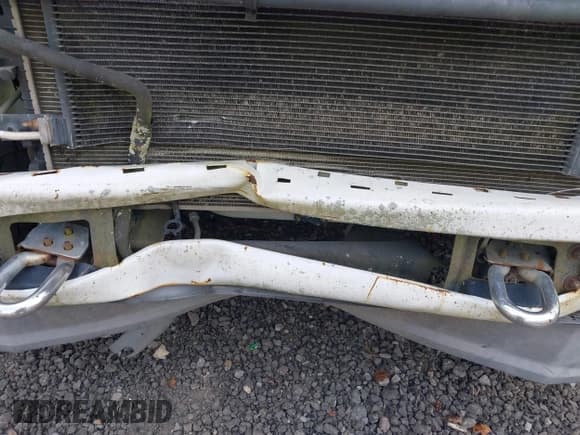 ✅ 2013 Ford F-350 Platinum • VIN: 1FT7W3BT7DEB70337 • Lot: 43425687. Listed on IAAI with 403,299 mi. Free auction sales archive from the USA and detailed vehicle history report at DreamBid. Image 6.