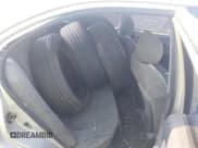 ✅ 2002 Hyundai Elantra GLS • VIN: KMHDN45D32U442770 • Lot: 42665319. Wystawiony na IAAI z przebiegiem Nie podano. Bezpłatny archiwum sprzedaży aukcyjnych z USA i szczegółowy raport historii pojazdu na DreamBid. Zdjęcie 8.