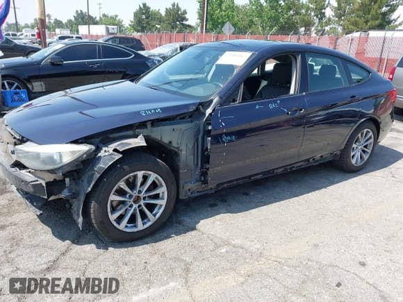 ✅ 2014 BMW 3 Series 328i Gran Turismo xDrive • VIN: WBA3X5C50ED557470 • Лот: 42606682. Опубликован ранее на IAAI с пробегом 172 016 миль. Бесплатный доступ к архиву аукционных продаж из США и подробный отчёт об истории автомобиля на DreamBid. Изображение 2.