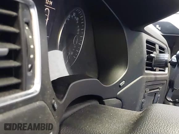 ✅ 2013 Volkswagen Jetta Hybrid SE • VIN: 3VW637AJ0DM264093 • Лот: 41872150. Опубликован ранее на IAAI с пробегом 174 558 миль. Бесплатный доступ к архиву аукционных продаж из США и подробный отчёт об истории автомобиля на DreamBid. Изображение 7.