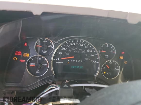 ✅ 2008 Chevrolet Express Cargo • VIN: 1GCGG25C581167937 • Lot: 52174855. Listed on Copart with 186,959 mi. Free auction sales archive from the USA and detailed vehicle history report at DreamBid. Image 9.