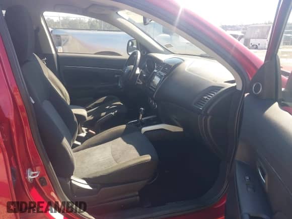 2014 Mitsubishi Outlander SE with VIN 4A4AP4AU0EE027081, listed as a IAAI auction lot 43477726 with 125,601 mi miles and . Bid and sale history available at DreamBid. Image 5.