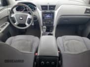 ✅ 2010 Chevrolet Traverse 1LT • VIN: 1GNLVFED6AJ260838 • Lot: 82707495. Wystawiony na Copart z przebiegiem 182 761 mil. Bezpłatny archiwum sprzedaży aukcyjnych z USA i szczegółowy raport historii pojazdu na DreamBid. Zdjęcie 8.