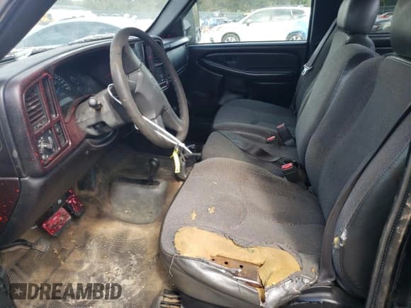 ✅ 2003 Chevrolet Silverado 1500 LS • VIN: 1GCEK19V03E259082 • Лот: 73479994. Опубликован ранее на Copart с пробегом 259 237 миль. Бесплатный доступ к архиву аукционных продаж из США и подробный отчёт об истории автомобиля на DreamBid. Изображение 7.