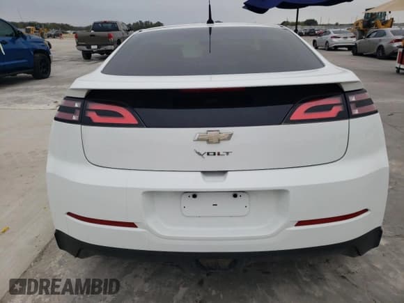 ✅ 2014 Chevrolet Volt • VIN: 1G1RA6E47EU157679 • Lot: 79490404. Wystawiony na Copart z przebiegiem Nie podano. Bezpłatny archiwum sprzedaży aukcyjnych z USA i szczegółowy raport historii pojazdu na DreamBid. Zdjęcie 6.