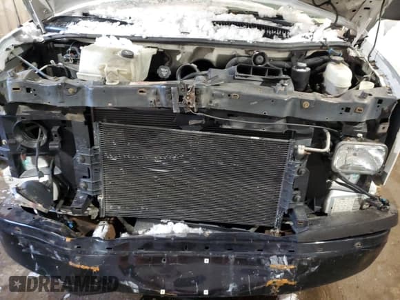 ✅ 2006 Chevrolet Express Cargo • VIN: 1GCGG25VX61108624 • Lot: 43472015. Listed on Copart with 190,631 mi. Free auction sales archive from the USA and detailed vehicle history report at DreamBid. Image 12.