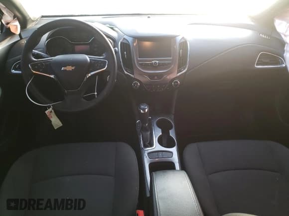 ✅ 2018 Chevrolet Cruze LT • VIN: 3G1BE6SM3JS596849 • Lot: 37908013. Listed on Copart with 94,464 mi. Free auction sales archive from the USA and detailed vehicle history report at DreamBid. Image 8.