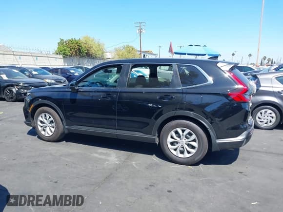 ✅ 2025 Honda CR-V LX • VIN: 2HKRS3H21SH325142 • Lot: 43013067. Listed on IAAI with 9,921 mi. Free auction sales archive from the USA and detailed vehicle history report at DreamBid. Image 14.