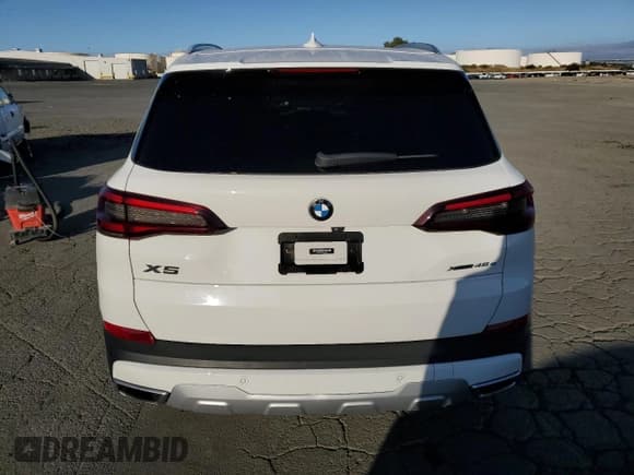 ✅ 2021 BMW X5 xDrive45e • VIN: 5UXTA6C06M9H64205 • Lot: 85820995. Wystawiony na Copart z przebiegiem 68 561 mil. Bezpłatny archiwum sprzedaży aukcyjnych z USA i szczegółowy raport historii pojazdu na DreamBid. Zdjęcie 6.