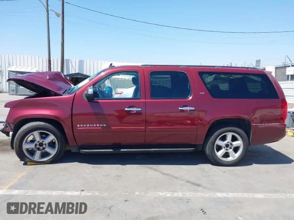 ✅ 2008 Chevrolet Suburban 3LT • VIN: 3GNFC16J78G197089 • Lot: 42881207. Listed on IAAI with 171,503 mi. Free auction sales archive from the USA and detailed vehicle history report at DreamBid. Image 15.