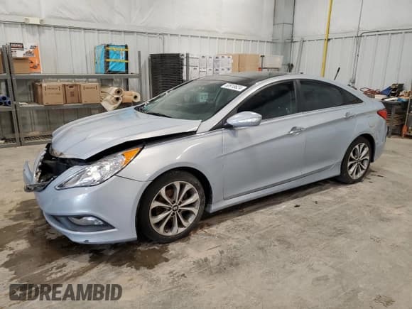 ✅ 2014 Hyundai Sonata Limited • VIN: 5NPEC4AB8EH831695 • Lot: 60918624. Listed on Copart with 159,106 mi. Free auction sales archive from the USA and detailed vehicle history report at DreamBid. Image 1.