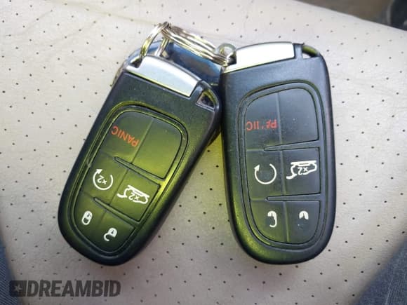 ✅ 2019 Jeep Cherokee Trailhawk • VIN: 1C4PJMBX5KD398170 • Lot: 42387969. Listed on IAAI with 82,396 mi. Free auction sales archive from the USA and detailed vehicle history report at DreamBid. Image 11.