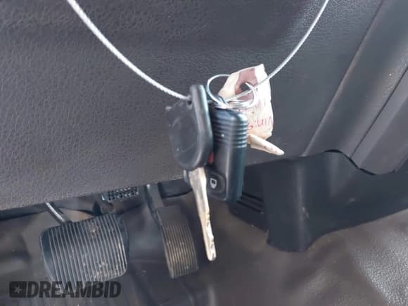 ✅ 2009 Ford F-150 STX • VIN: 1FTRX12819KC91217 • Lot: 42773049. Listed on IAAI with 186,196 mi. Free auction sales archive from the USA and detailed vehicle history report at DreamBid. Image 11.