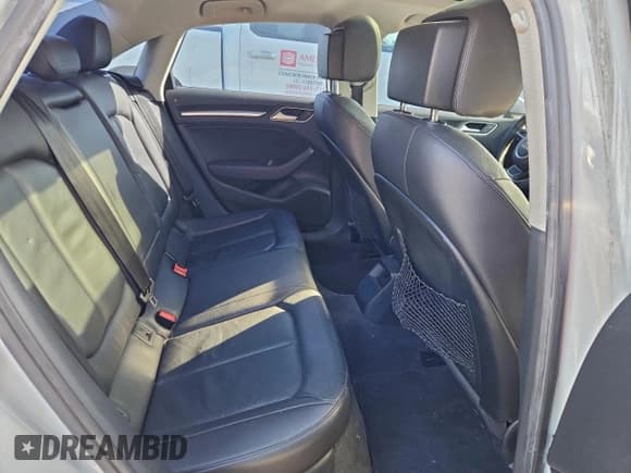 ✅ 2015 Audi A3 Premium • VIN: WAUACGFF8F1002286 • Lot: 93831885. Wystawiony na Copart z przebiegiem 92 398 mil. Bezpłatny archiwum sprzedaży aukcyjnych z USA i szczegółowy raport historii pojazdu na DreamBid. Zdjęcie 10.