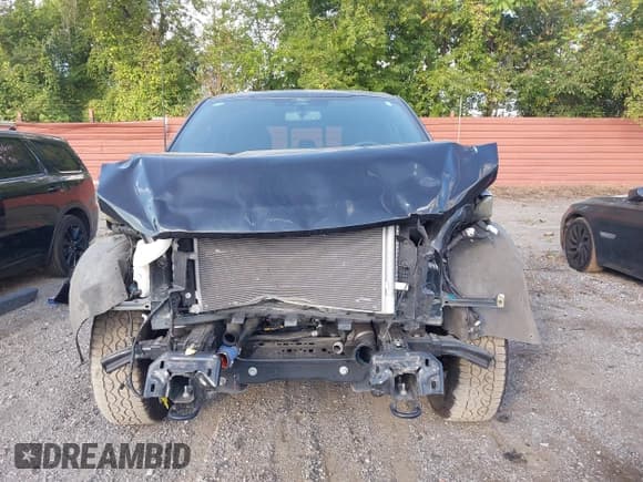 ✅ 2024 Ford F-150 XLT • VIN: 1FTEW3LP5RKD09270 • Лот: 43365543. Опубликован ранее на IAAI с пробегом 20 489 миль. Бесплатный доступ к архиву аукционных продаж из США и подробный отчёт об истории автомобиля на DreamBid. Изображение 13.