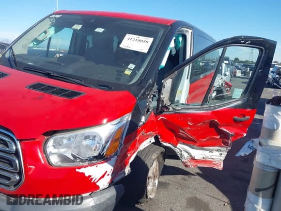 ✅ 2017 Ford Transit XL • VIN: 1FMZK1ZM4HKA84378 • Lot: 41218050. Listed on IAAI with 155,826 mi. Free auction sales archive from the USA and detailed vehicle history report at DreamBid. Image 6.