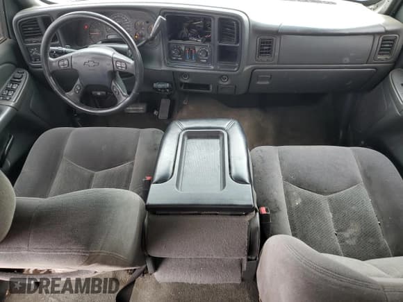 ✅ 2005 Chevrolet Silverado 1500 LS • VIN: 2GCEC13T651192075 • Лот: 76773054. Опубликован ранее на Copart с пробегом 334 413 миль. Бесплатный доступ к архиву аукционных продаж из США и подробный отчёт об истории автомобиля на DreamBid. Изображение 8.