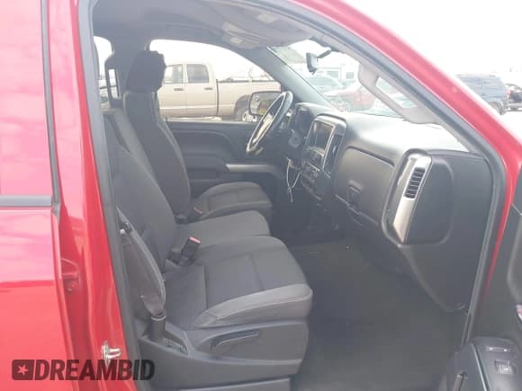 ✅ 2014 Chevrolet Silverado 1500 LT • VIN: 1GCRCREC6EZ134763 • Lot: 43318462. Wystawiony na IAAI z przebiegiem 208 862 mil. Bezpłatny archiwum sprzedaży aukcyjnych z USA i szczegółowy raport historii pojazdu na DreamBid. Zdjęcie 5.