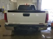 ✅ 2009 GMC Sierra 1500 • VIN: 1GTEK24C49Z239804 • Lot: 41466735. Wystawiony na Copart z przebiegiem 175 019 mil. Bezpłatny archiwum sprzedaży aukcyjnych z USA i szczegółowy raport historii pojazdu na DreamBid. Zdjęcie 6.