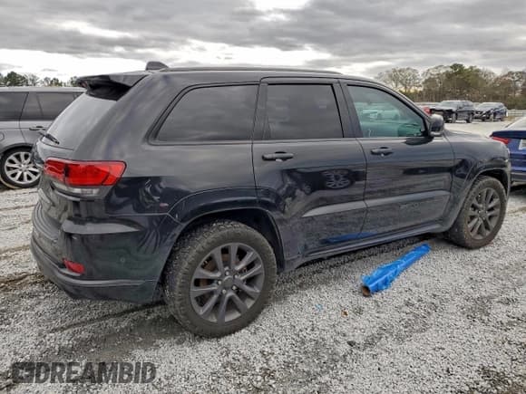 ✅ 2018 Jeep Grand Cherokee Overland • VIN: 1C4RJECG7JC365916 • Лот: 95706145. Опубликован ранее на Copart с пробегом 110 157 миль. Бесплатный доступ к архиву аукционных продаж из США и подробный отчёт об истории автомобиля на DreamBid. Изображение 3.