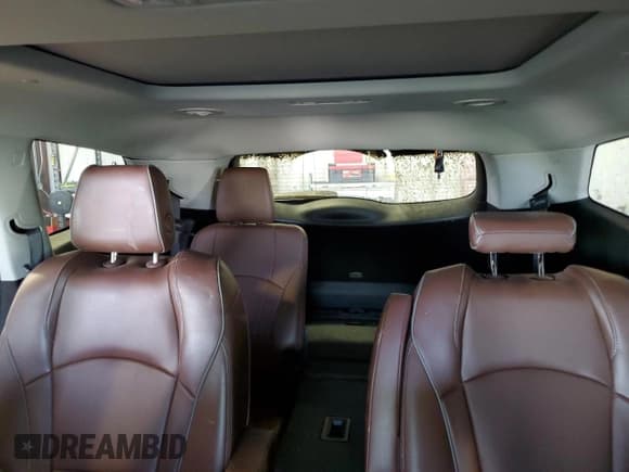 ✅ 2018 Buick Enclave Avenir • VIN: 5GAEVCKW0JJ258185 • Лот: 80170635. Опубликован ранее на Copart с пробегом 102 355 миль. Бесплатный доступ к архиву аукционных продаж из США и подробный отчёт об истории автомобиля на DreamBid. Изображение 10.