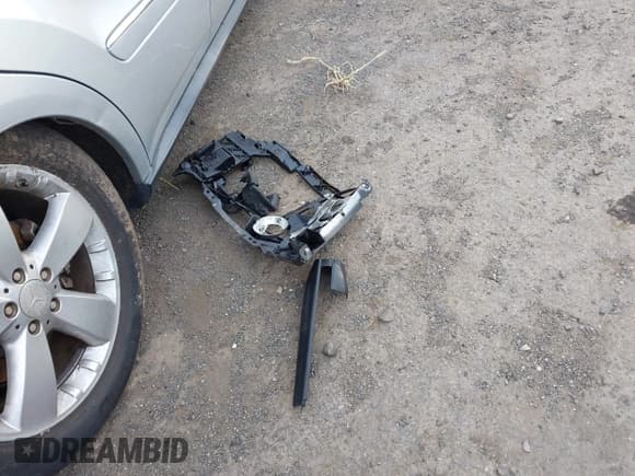 ✅ 2009 Mercedes-Benz M 350 • VIN: 4JGBB86E59A489146 • Lot: 43600731. Wystawiony na IAAI z przebiegiem 154 030 mil. Bezpłatny archiwum sprzedaży aukcyjnych z USA i szczegółowy raport historii pojazdu na DreamBid. Zdjęcie 12.