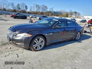 ✅ 2013 Jaguar XJ Portfolio • VIN: SAJWJ2GDXD8V45806 • Lot: 94026935. Wystawiony na Copart z przebiegiem 95 144 mil. Bezpłatny archiwum sprzedaży aukcyjnych z USA i szczegółowy raport historii pojazdu na DreamBid. Zdjęcie 1.