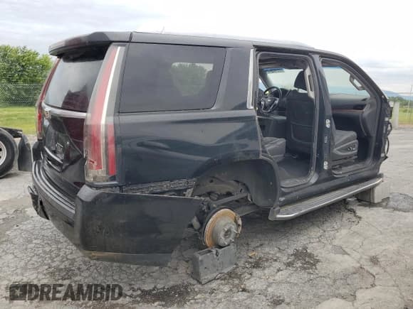 ✅ 2019 Cadillac Escalade Luxury • VIN: 1GYS4BKJ4KR271375 • Lot: 56825125. Listed on Copart with Not provided. Free auction sales archive from the USA and detailed vehicle history report at DreamBid. Image 3.