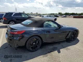 ✅ 2024 BMW Z4 sDrive30i • VIN: WBAHF3C09RWY35844 • Lot: 68285784. Listed on Copart with 4,577 mi. Free auction sales archive from the USA and detailed vehicle history report at DreamBid. Image 3.