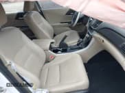 ✅ 2015 Honda Accord EX-L • VIN: 1HGCR2F83FA110329 • Lot: 43563277. Listed on IAAI with 131,121 mi. Free auction sales archive from the USA and detailed vehicle history report at DreamBid. Image 5.