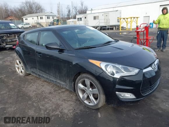 ✅ 2014 Hyundai Veloster • VIN: KMHTC6ADXEU213185 • Lot: 41704012. Wystawiony na IAAI z przebiegiem 144 905 mil. Bezpłatny archiwum sprzedaży aukcyjnych z USA i szczegółowy raport historii pojazdu na DreamBid. Zdjęcie 1.