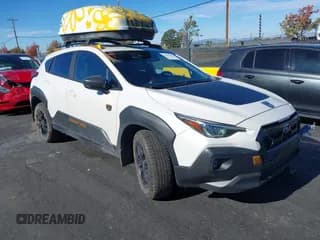 ✅ 2024 Subaru Crosstrek Wilderness • VIN: 4S4GUHU62R3834438 • Lot: 43584281. Wystawiony na IAAI z przebiegiem 13 038 mil. Bezpłatny archiwum sprzedaży aukcyjnych z USA i szczegółowy raport historii pojazdu na DreamBid. Zdjęcie 1.