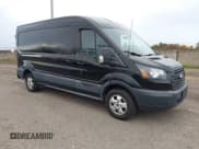 ✅ 2017 Ford Transit • VIN: 1FTYR2CM3HKB48730 • Лот: 43577257. Опубликован ранее на IAAI с пробегом 92 378 миль. Бесплатный доступ к архиву аукционных продаж из США и подробный отчёт об истории автомобиля на DreamBid. Изображение 1.