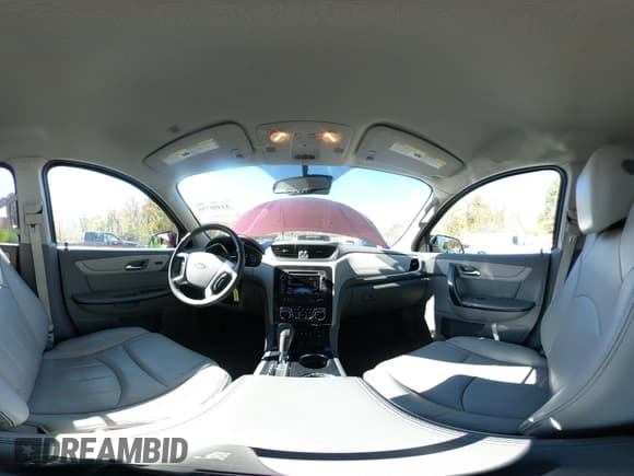 ✅ 2017 Chevrolet Traverse Premier • VIN: 1GNKVJKD9HJ236241 • Lot: 43489756. Wystawiony na IAAI z przebiegiem 88 275 mil. Bezpłatny archiwum sprzedaży aukcyjnych z USA i szczegółowy raport historii pojazdu na DreamBid. Zdjęcie 19.