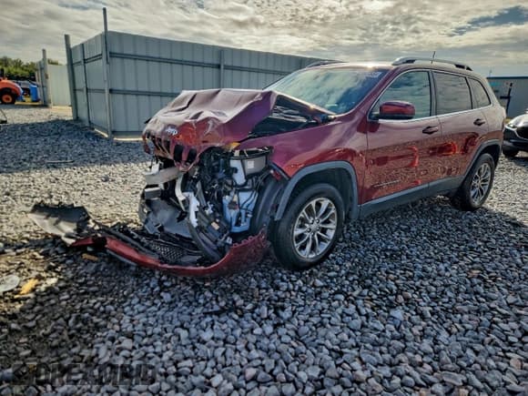 ✅ 2019 Jeep Cherokee Latitude Plus • VIN: 1C4PJMLB0KD398175 • Lot: 94916755. Wystawiony na Copart z przebiegiem 83 847 mil. Bezpłatny archiwum sprzedaży aukcyjnych z USA i szczegółowy raport historii pojazdu na DreamBid. Zdjęcie 1.