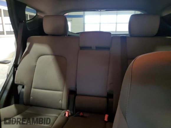 ✅ 2013 Hyundai Santa Fe Sport • VIN: 5XYZU3LB1DG102529 • Лот: 90227715. Опубликован ранее на Copart с пробегом 153 279 миль. Бесплатный доступ к архиву аукционных продаж из США и подробный отчёт об истории автомобиля на DreamBid. Изображение 10.