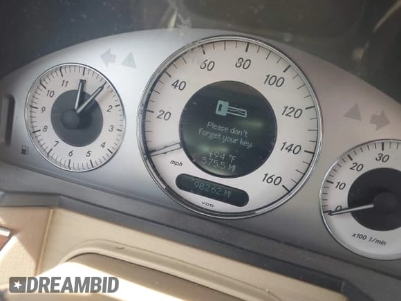 ✅ 2009 Mercedes-Benz E 350 Luxury • VIN: WDBUF87X89B401250 • Lot: 42746274. Listed on IAAI with 98,262 mi. Free auction sales archive from the USA and detailed vehicle history report at DreamBid. Image 15.