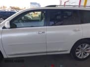 ✅ 2013 Toyota Highlander Limited • VIN: JTEDC3EH1D2012964 • Lot: 41666516. Listed on IAAI with 231,737 mi. Free auction sales archive from the USA and detailed vehicle history report at DreamBid. Image 14.