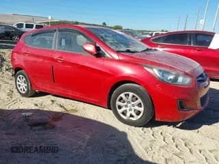 ✅ 2012 Hyundai Accent GS • VIN: KMHCT5AE2CU021453 • Lot: 43484851. Wystawiony na IAAI z przebiegiem 97 671 mil. Bezpłatny archiwum sprzedaży aukcyjnych z USA i szczegółowy raport historii pojazdu na DreamBid. Zdjęcie 1.