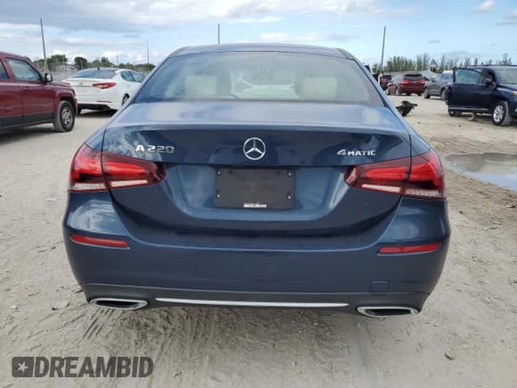 ✅ 2019 Mercedes-Benz A 220 • VIN: WDD3G4FB3KW018829 • Lot: 91218145. Wystawiony na Copart z przebiegiem 64 154 mil. Bezpłatny archiwum sprzedaży aukcyjnych z USA i szczegółowy raport historii pojazdu na DreamBid. Zdjęcie 6.
