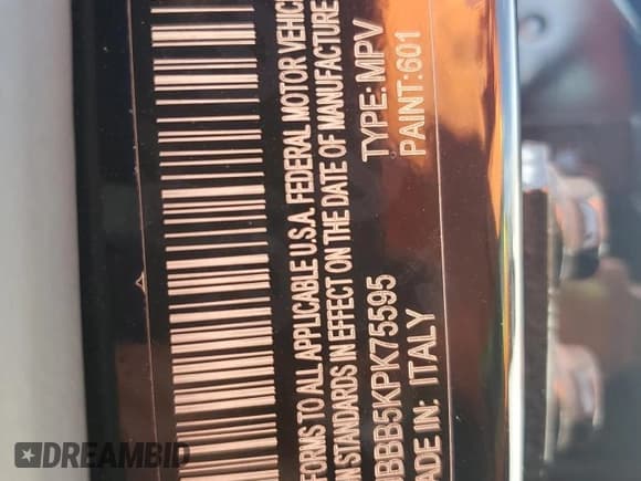 ✅ 2019 Jeep Renegade Latitude • VIN: ZACNJBBB5KPK75595 • Lot: 70446775. Wystawiony na Copart z przebiegiem 86 950 mil. Bezpłatny archiwum sprzedaży aukcyjnych z USA i szczegółowy raport historii pojazdu na DreamBid. Zdjęcie 13.