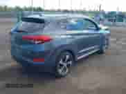 ✅ 2017 Hyundai Tucson Sport • VIN: KM8J3CA2XHU383359 • Lot: 43400826. Wystawiony na IAAI z przebiegiem 157 434 mil mil. Skorzystaj z bezpłatnego archiwum sprzedaży aukcyjnych z USA i zobacz szczegółowy raport historii pojazdu na DreamBid. Zdjęcie 4.