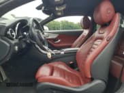 ✅ 2018 Mercedes-Benz C 300 • VIN: WDDWJ4KB6JF676292 • Lot: 62071375. Wystawiony na Copart z przebiegiem 89 615 mil. Bezpłatny archiwum sprzedaży aukcyjnych z USA i szczegółowy raport historii pojazdu na DreamBid. Zdjęcie 7.