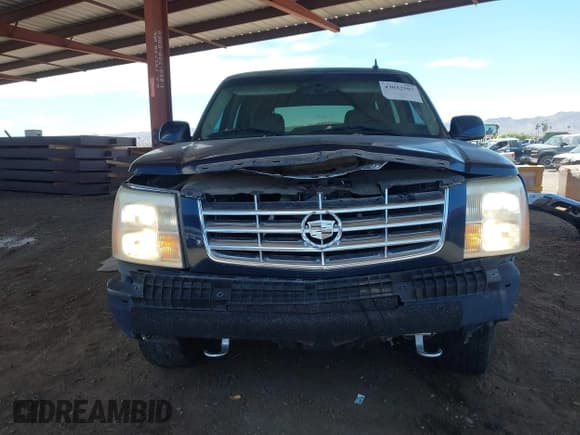 ✅ 2006 Cadillac Escalade • VIN: 1GYEK63N76R120886 • Lot: 43032507. Listed on IAAI with 182,181 mi. Free auction sales archive from the USA and detailed vehicle history report at DreamBid. Image 6.